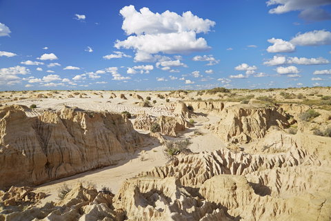 Walls Of China Viewing Platform - Accommodation Burleigh 1