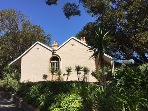 Black Rock House - Accommodation Burleigh 2