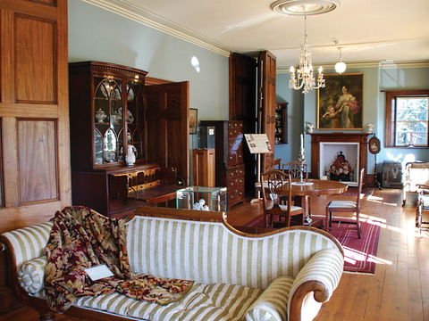 Franklin House - Accommodation Burleigh 1