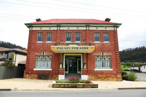 The Franklin Palais Theatre - Accommodation Burleigh 0