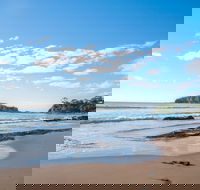 Tomakin - Accommodation Burleigh
