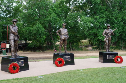 VC Memorial Park - Honouring Our Heroes - Accommodation Burleigh 0