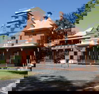 Woodbridge - Accommodation Burleigh