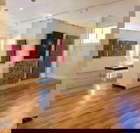 Yaama Ganu Gallery Moree - Accommodation Burleigh