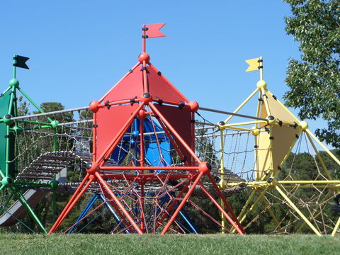 Fadden Pines Playground - Accommodation Burleigh 0