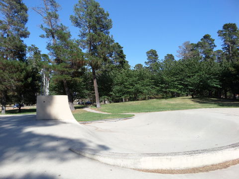Fadden Pines Playground - Accommodation Burleigh 1