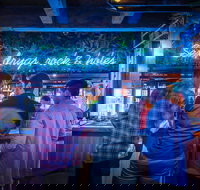 Holey Moley Bayside - Accommodation Burleigh