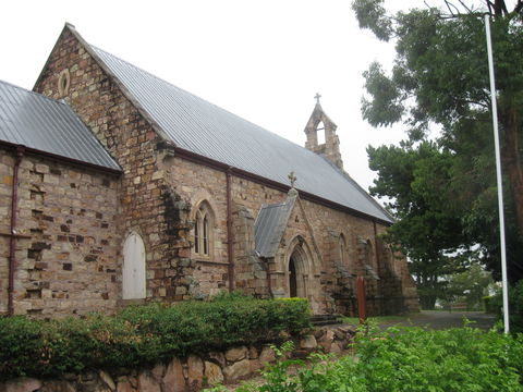 St Marys Anglican Church, Memorial Chapel - Accommodation Burleigh 1
