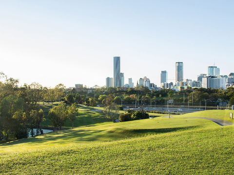 Victoria Park Golf Complex - Accommodation Burleigh 2