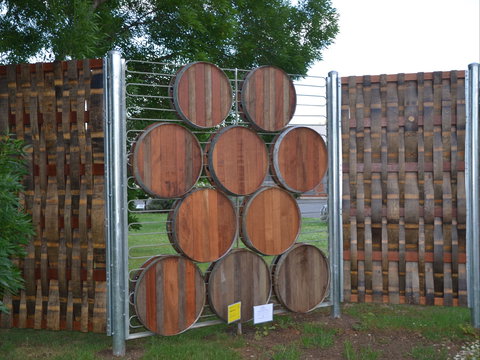 Arts Rutherglen Sculpture Trail - Accommodation Burleigh 0