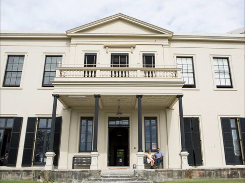 Elizabeth Bay House - Accommodation Burleigh 0