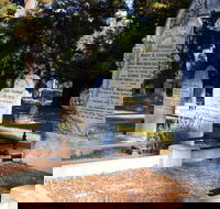 Lucindale Cemetery - Accommodation Burleigh