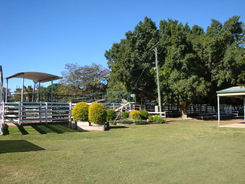 Blackall Saleyards - Accommodation Burleigh 1