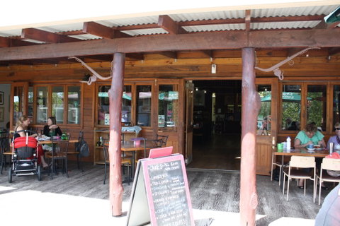Oaklands Barn - Accommodation Burleigh 1