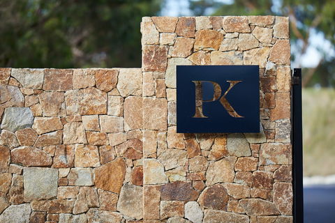 Peninsula Kingswood Country Golf Club - Accommodation Burleigh 1