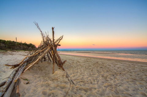 Red Beach - Accommodation Burleigh 0