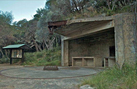 World War II Gun Emplacements - Accommodation Burleigh 0