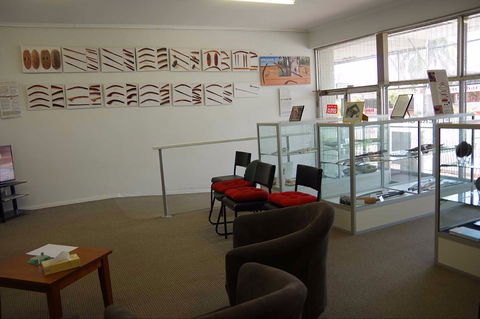 Dharriwaa Elders Group Exhibition Centre - Accommodation Burleigh 2