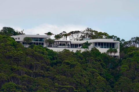 Julian Rocks Byron Bay Cruise - Accommodation Burleigh 19