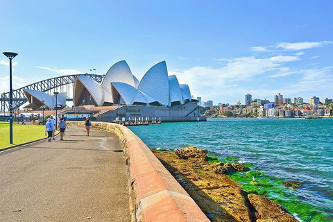 Sydney With Bondi And Beaches Essentials Private Day Tour - Accommodation Burleigh 0
