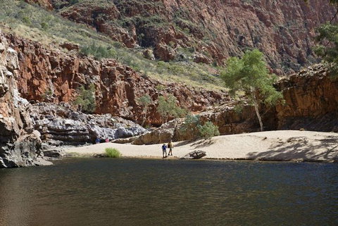 Full-Day West MacDonnell Ranges Tour From Alice Springs - Accommodation Burleigh 2
