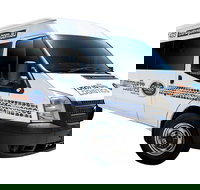 Premium Van Private Transfer Trinity Beach - Cairns Airport. 1-11 passengers - Accommodation Burleigh