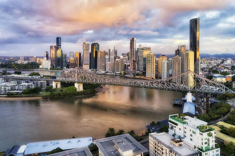 Brisbane Airport Transfers : Brisbane Airport BNE To Brisbane In Luxury Van - Accommodation Burleigh 4