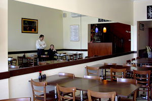 Dan Hung - Accommodation Burleigh 0