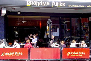 Grandma Funks - Accommodation Burleigh 0