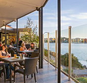 Lakes Resort Hotel - Accommodation Burleigh