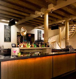 CBD Hotel - Accommodation Burleigh 1