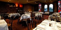 The Grand Hotel - Accommodation Burleigh 3