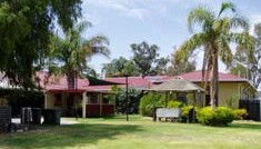 Yarloop Hotel - Accommodation Burleigh 3