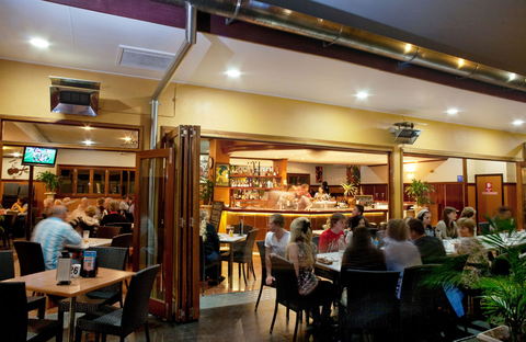 Yandina Hotel - Accommodation Burleigh 4
