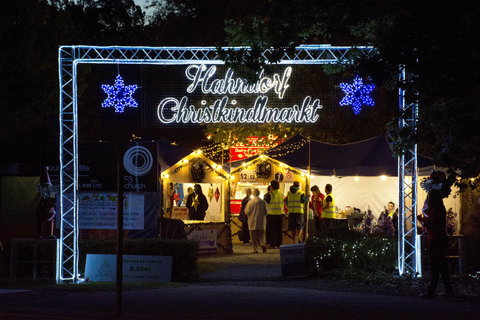 Hahndorf Christmas Market Walking Tours - Accommodation Burleigh 0