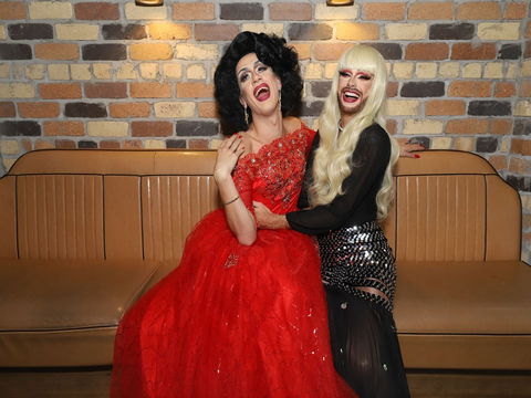 Dragalicious At The Avenue - Accommodation Burleigh 1