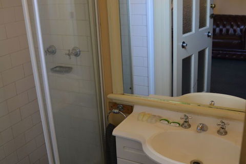 Australian Heritage Hotel - Accommodation Burleigh 4