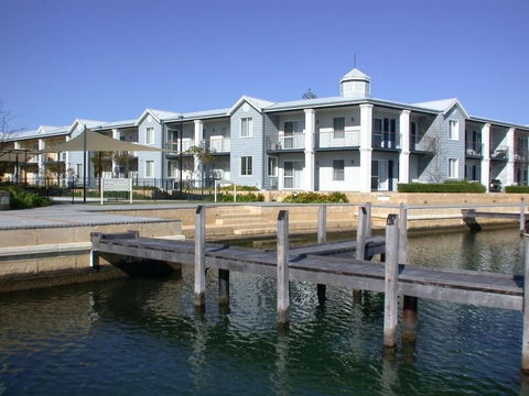 C Mandurah Resort - Accommodation Burleigh 0