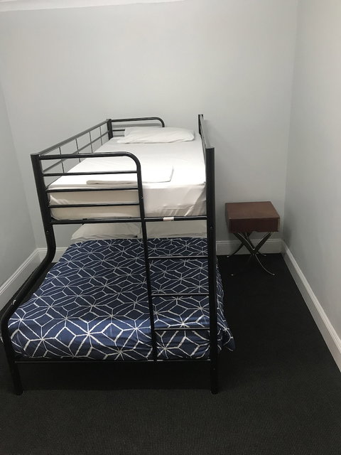Home Backpackers - Accommodation Burleigh 1