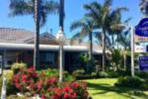 Best Western Coastal Waters Motor Inn - Accommodation Burleigh 0