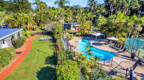 Korora Bay Village Resort - Accommodation Burleigh 2