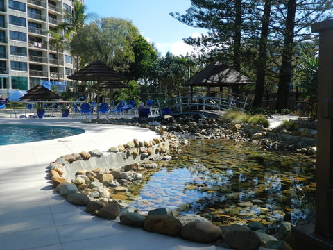 Royal Palm Resort - Accommodation Burleigh 3