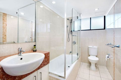 ULTIQA Beach Haven At Broadbeach - Accommodation Burleigh 3