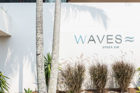 Waves Byron Bay - Accommodation Burleigh 0