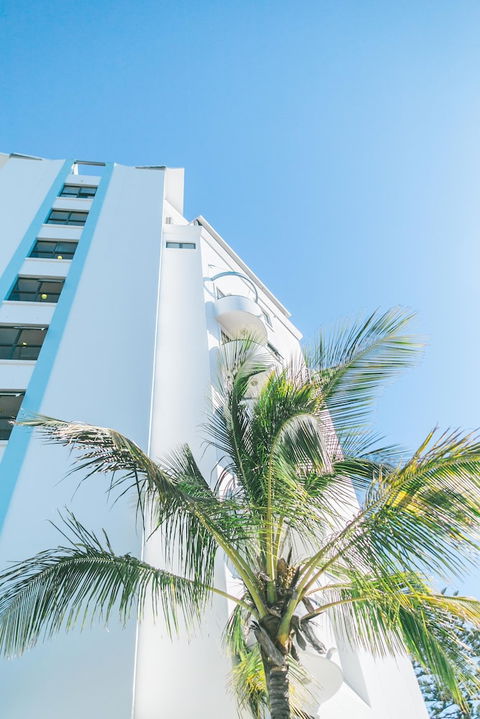 Komune - Gold Coast - Accommodation Burleigh 2