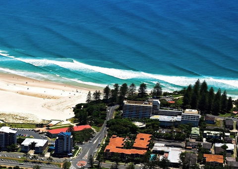 Komune - Gold Coast - Accommodation Burleigh 0