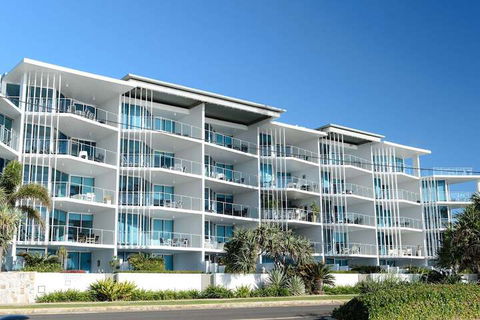 C Bargara Resort - Accommodation Burleigh 3