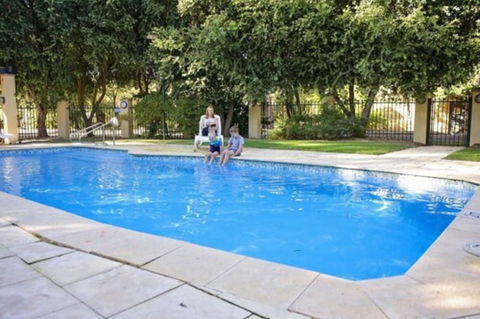 Discovery Parks - Woodman Point - Accommodation Burleigh 6