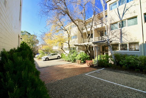 Apartments On Lygon - Accommodation Burleigh 5