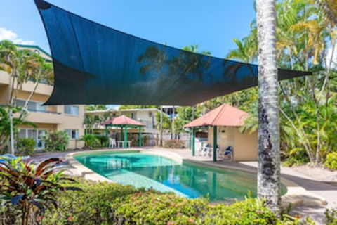 Tradewinds McLeod Holiday Apartments - Accommodation Burleigh 0